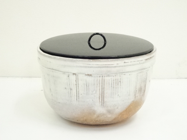 道具 ] - 道具 萩焼 宇田川聖谷造 水指（共箱） | ネットショップ圭